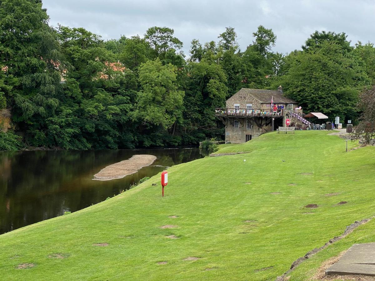 The Sanctuary Holiday Home - Escape The Ordinary Knaresborough Exterior foto